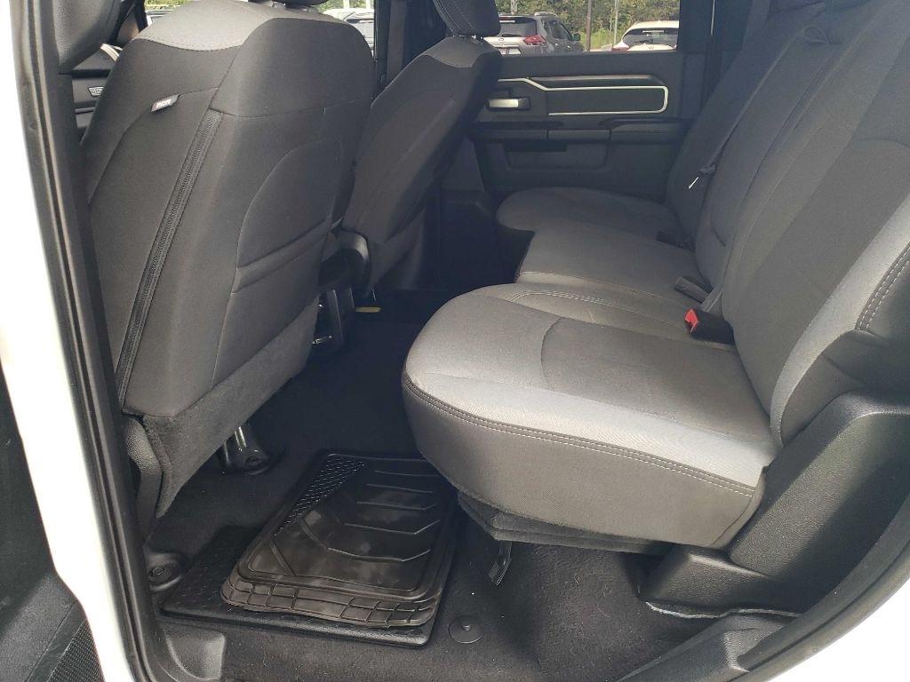 RAM 2500 Big Horn Crew Cab 4WD 2021