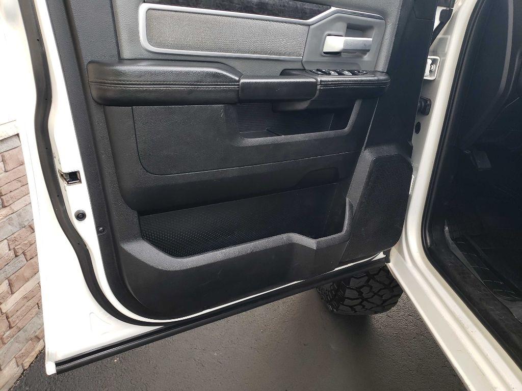 RAM 2500 Big Horn Crew Cab 4WD 2021