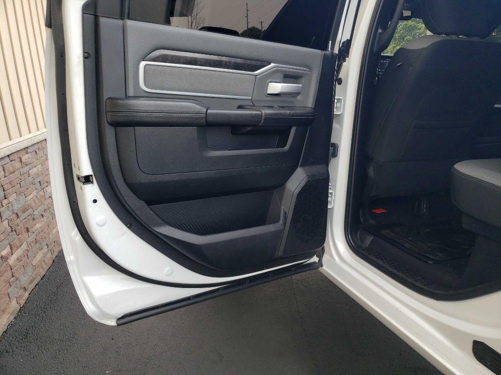 RAM 2500 Big Horn Crew Cab 4WD 2021