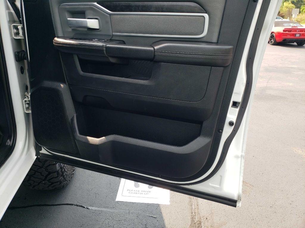 RAM 2500 Big Horn Crew Cab 4WD 2021