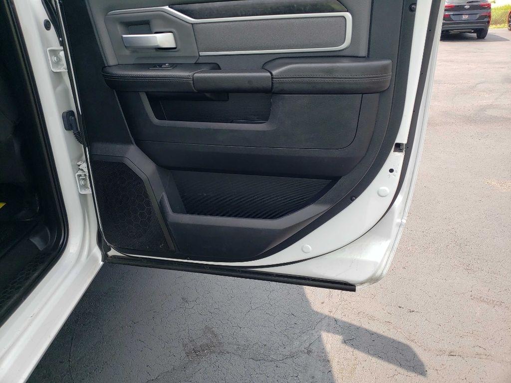 RAM 2500 Big Horn Crew Cab 4WD 2021