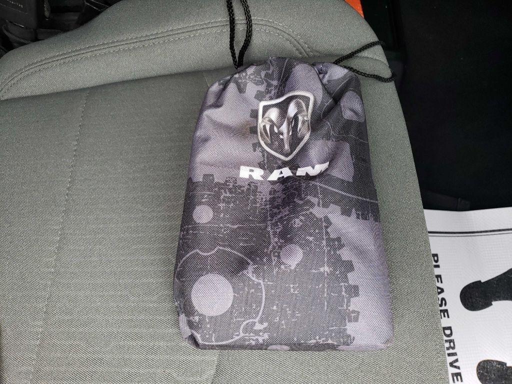 RAM 2500 Big Horn Crew Cab 4WD 2021