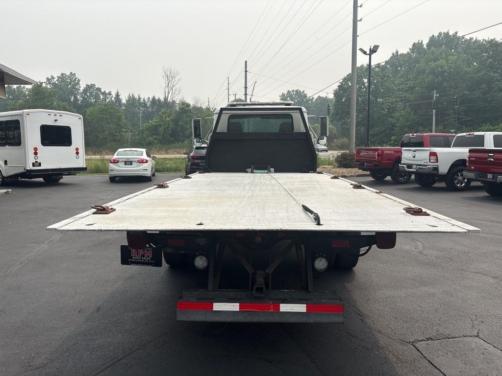 International 4700  2001