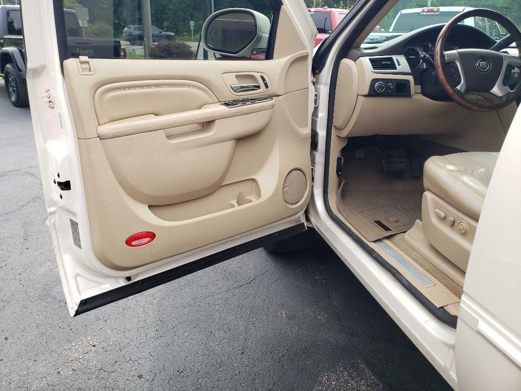 Cadillac Escalade Premium AWD 2014