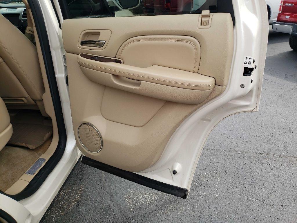 Cadillac Escalade Premium AWD 2014