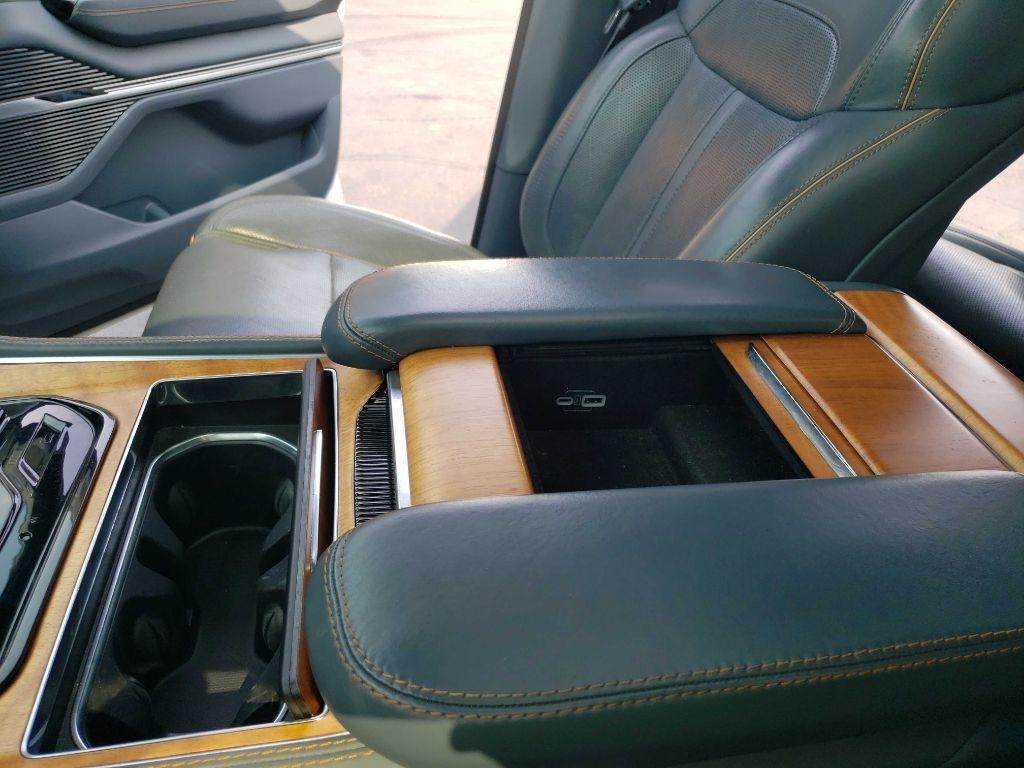 Jeep Grand Wagoneer Series II 4WD 2022