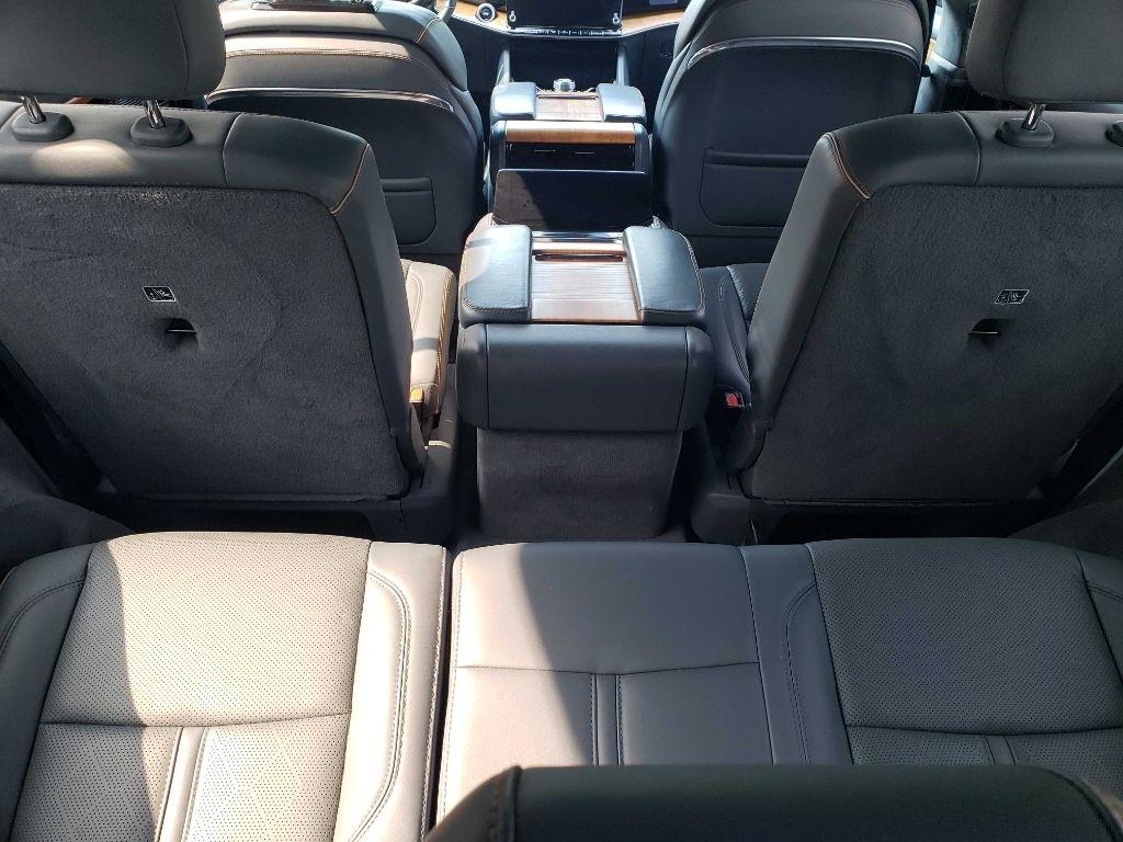 Jeep Grand Wagoneer Series II 4WD 2022