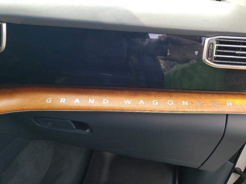 Jeep Grand Wagoneer Series II 4WD 2022