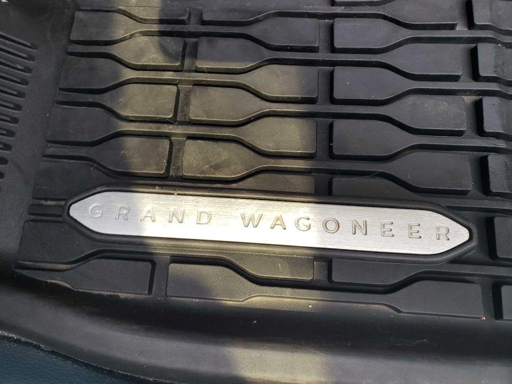 Jeep Grand Wagoneer Series II 4WD 2022
