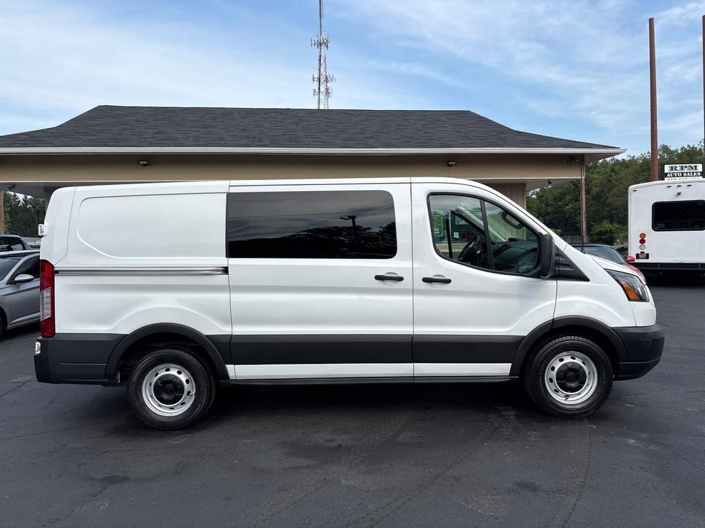Ford Transit 150 Van Low Roof w/Sliding Pass. 130-in. WB 2019