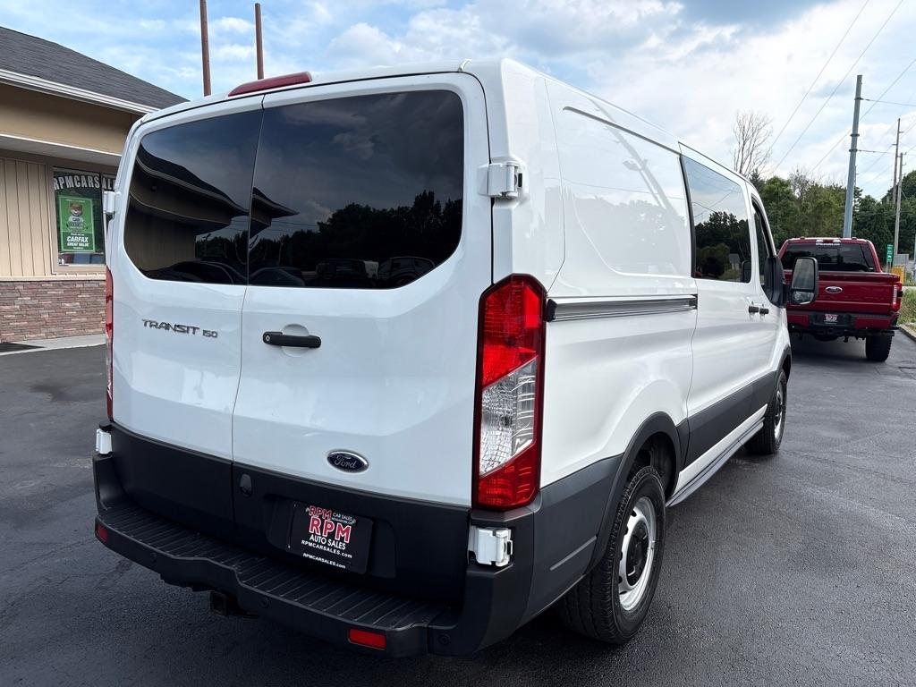 Ford Transit 150 Van Low Roof w/Sliding Pass. 130-in. WB 2019