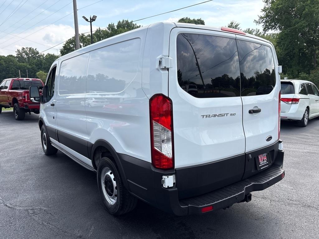 Ford Transit 150 Van Low Roof w/Sliding Pass. 130-in. WB 2019