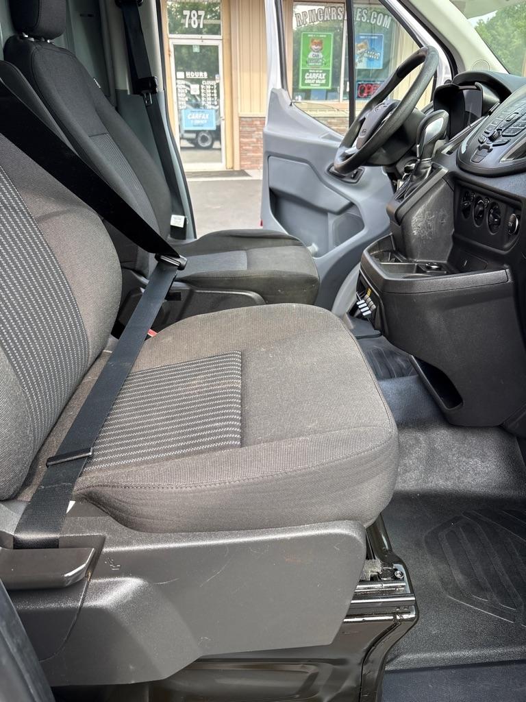 Ford Transit 150 Van Low Roof w/Sliding Pass. 130-in. WB 2019