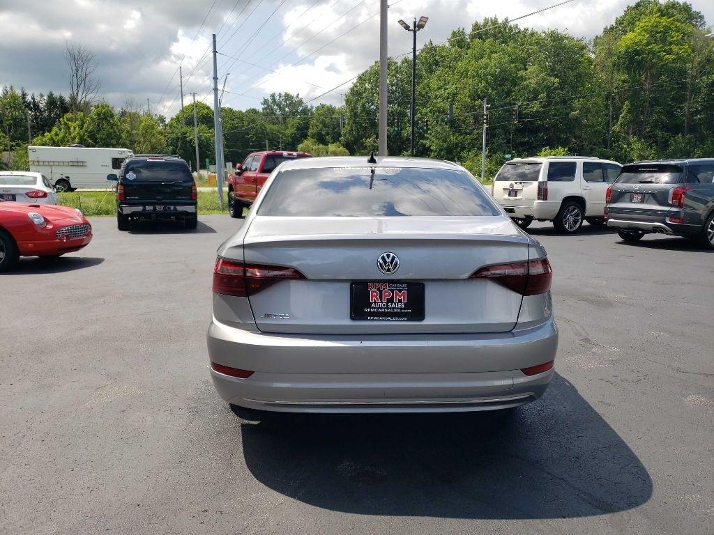 Volkswagen Jetta 1.4T SE 8A 2021