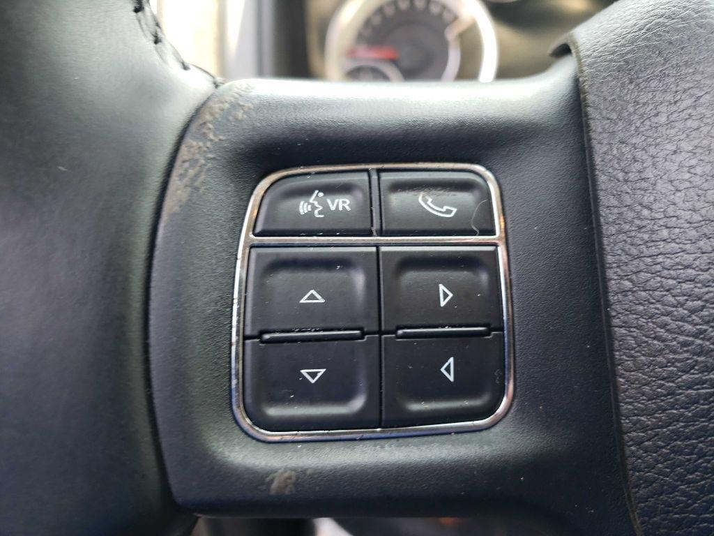 RAM 1500 SLT Crew Cab SWB 4WD 2015