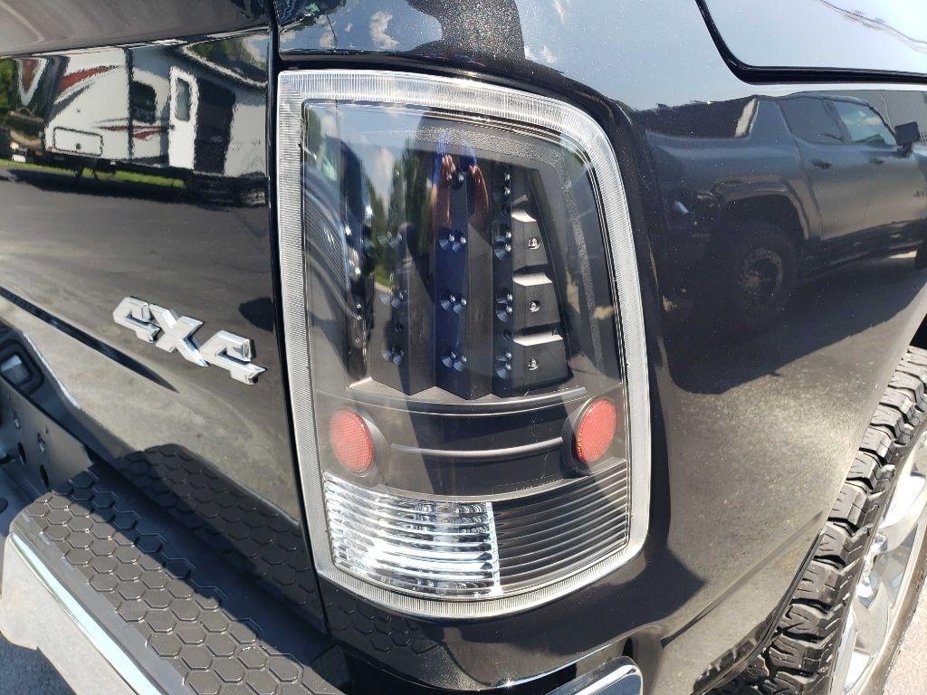 RAM 1500 SLT Crew Cab SWB 4WD 2015