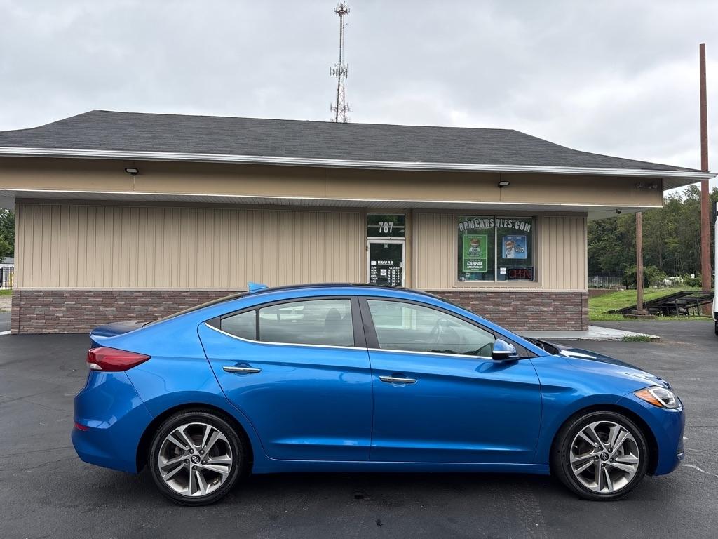Hyundai Elantra Value Edition 6A 2017