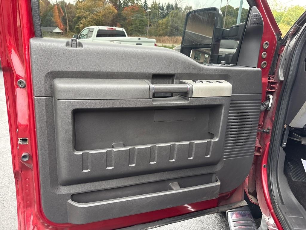 Ford F-250 SD Lariat Crew Cab 4WD 2016