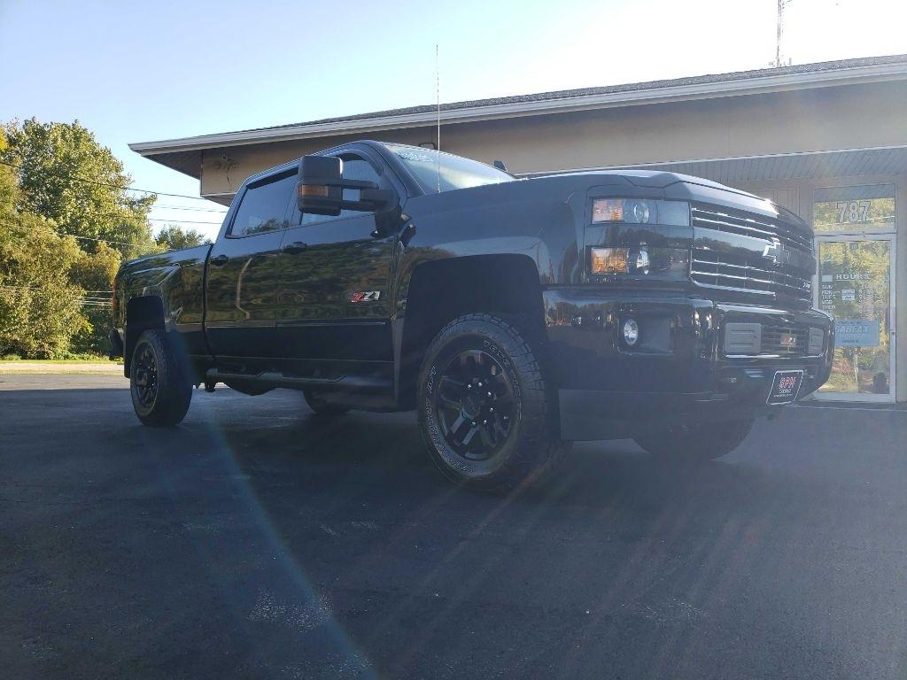 Chevrolet Silverado 2500HD LTZ Crew Cab 4WD 2017