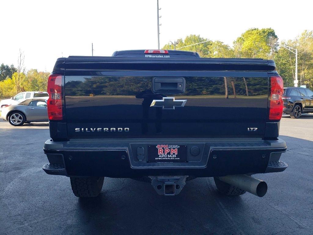 Chevrolet Silverado 2500HD LTZ Crew Cab 4WD 2017
