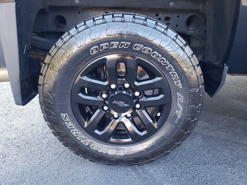 Chevrolet Silverado 2500HD LTZ Crew Cab 4WD 2017