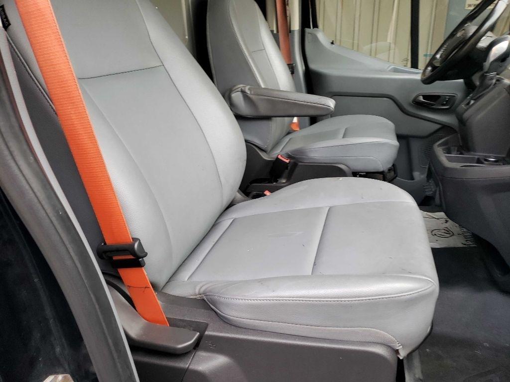 Ford Transit 150 Van Low Roof w/Sliding Pass. 130-in. WB 2019