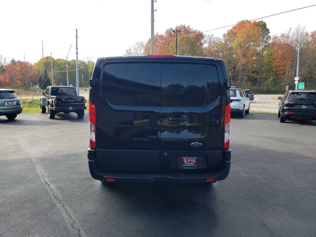 Ford Transit 150 Van Low Roof w/Sliding Pass. 130-in. WB 2019