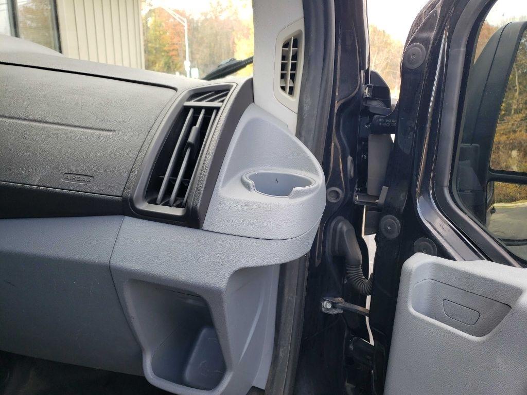 Ford Transit 150 Van Low Roof w/Sliding Pass. 130-in. WB 2019