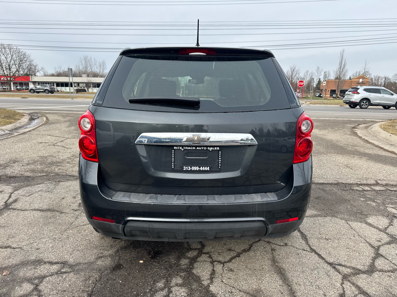 Chevrolet Equinox LS 4D SUV FWD 2013