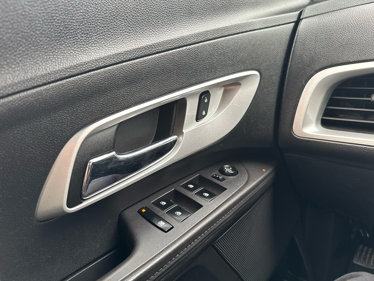 Chevrolet Equinox LS 4D SUV FWD 2013