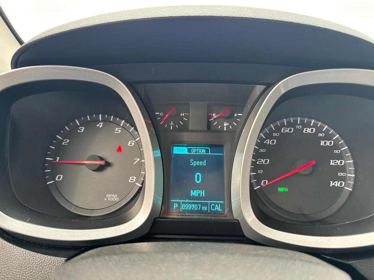 Chevrolet Equinox LS 4D SUV FWD 2013