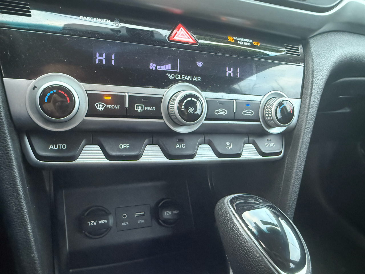 Hyundai Elantra SE 6M 2020