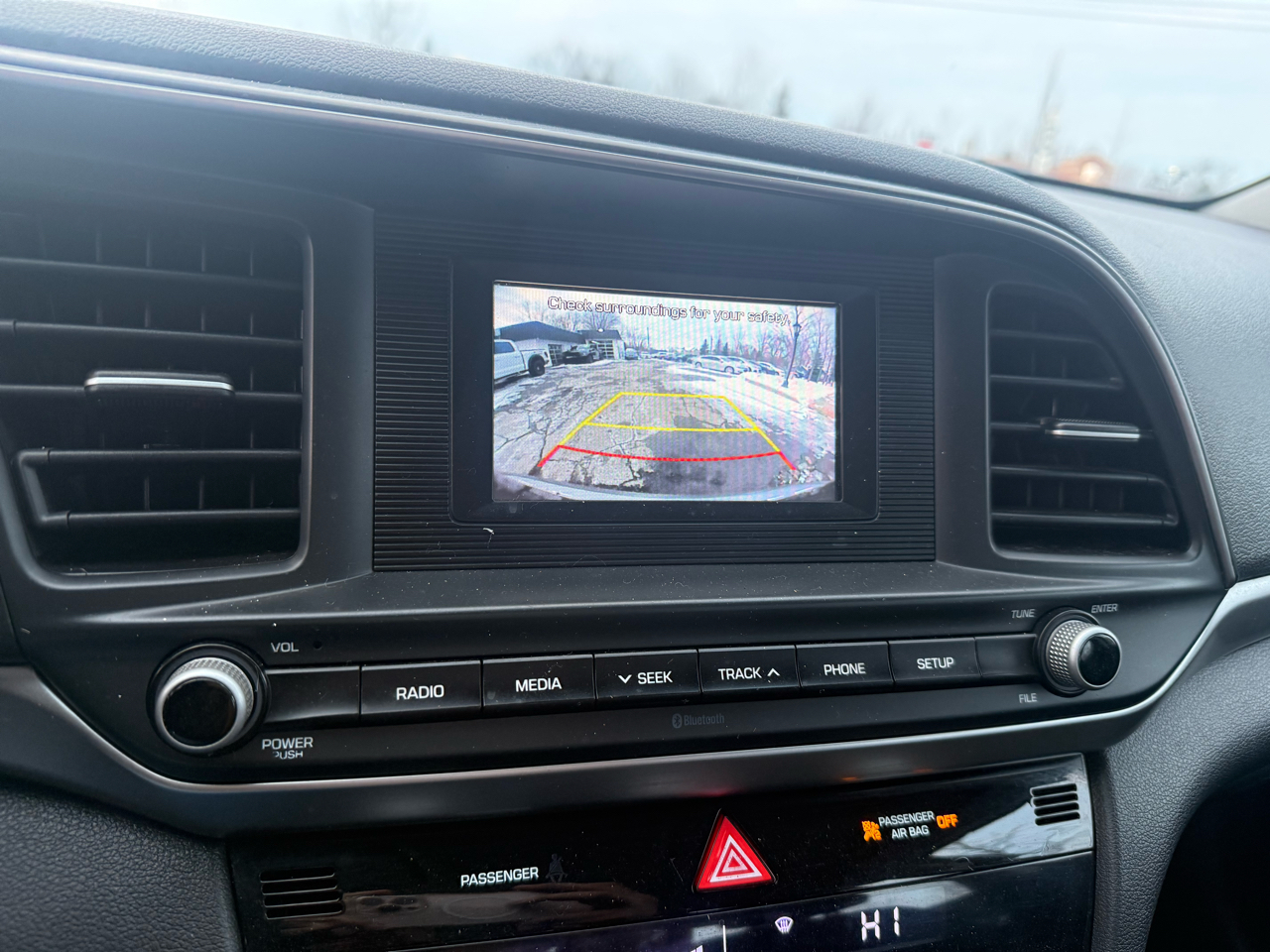 Hyundai Elantra SE 6M 2020