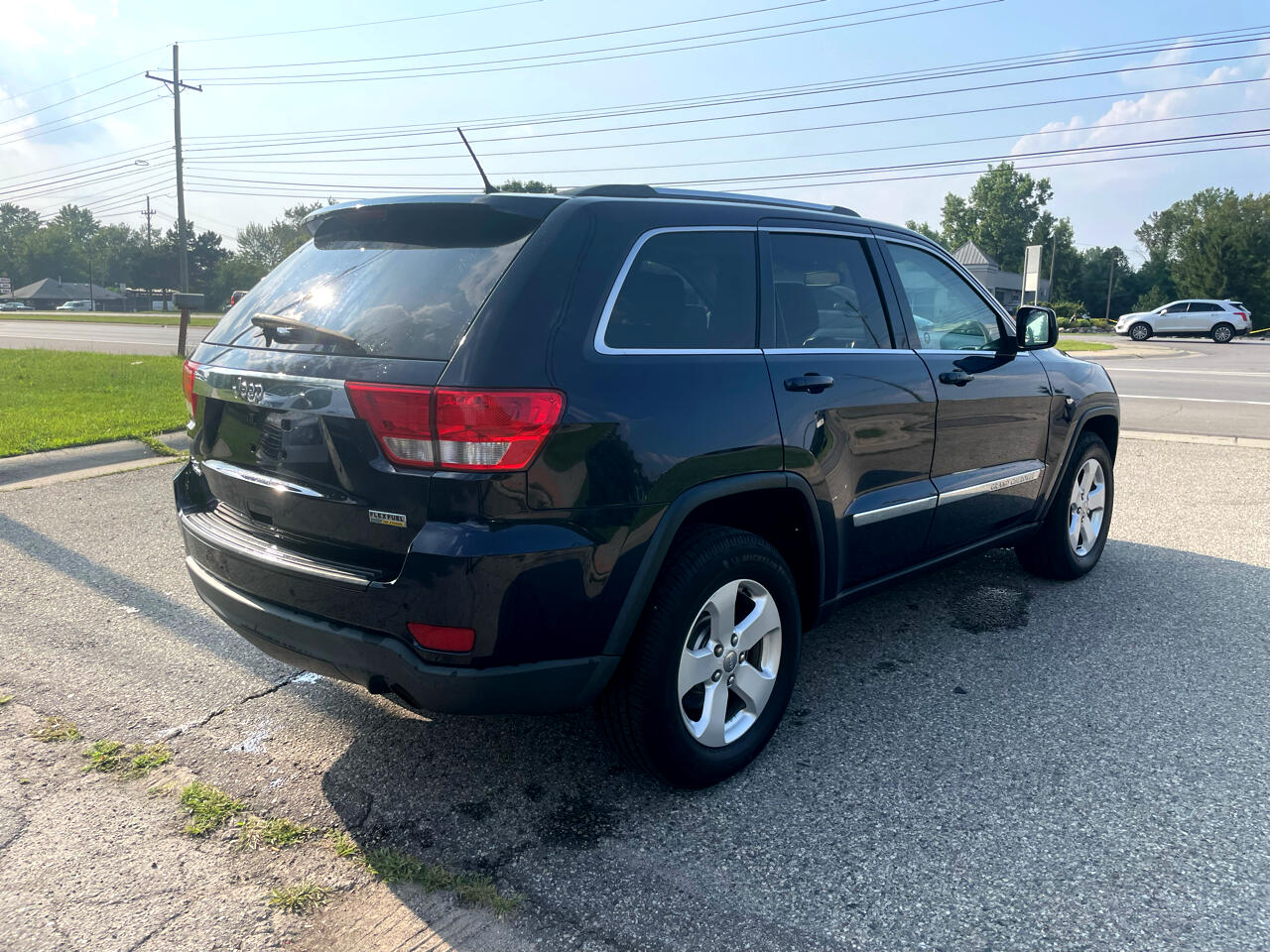 Jeep Grand Cherokee Laredo 4WD 2012 Jeep Grand Cherokee Laredo 4WD 2012