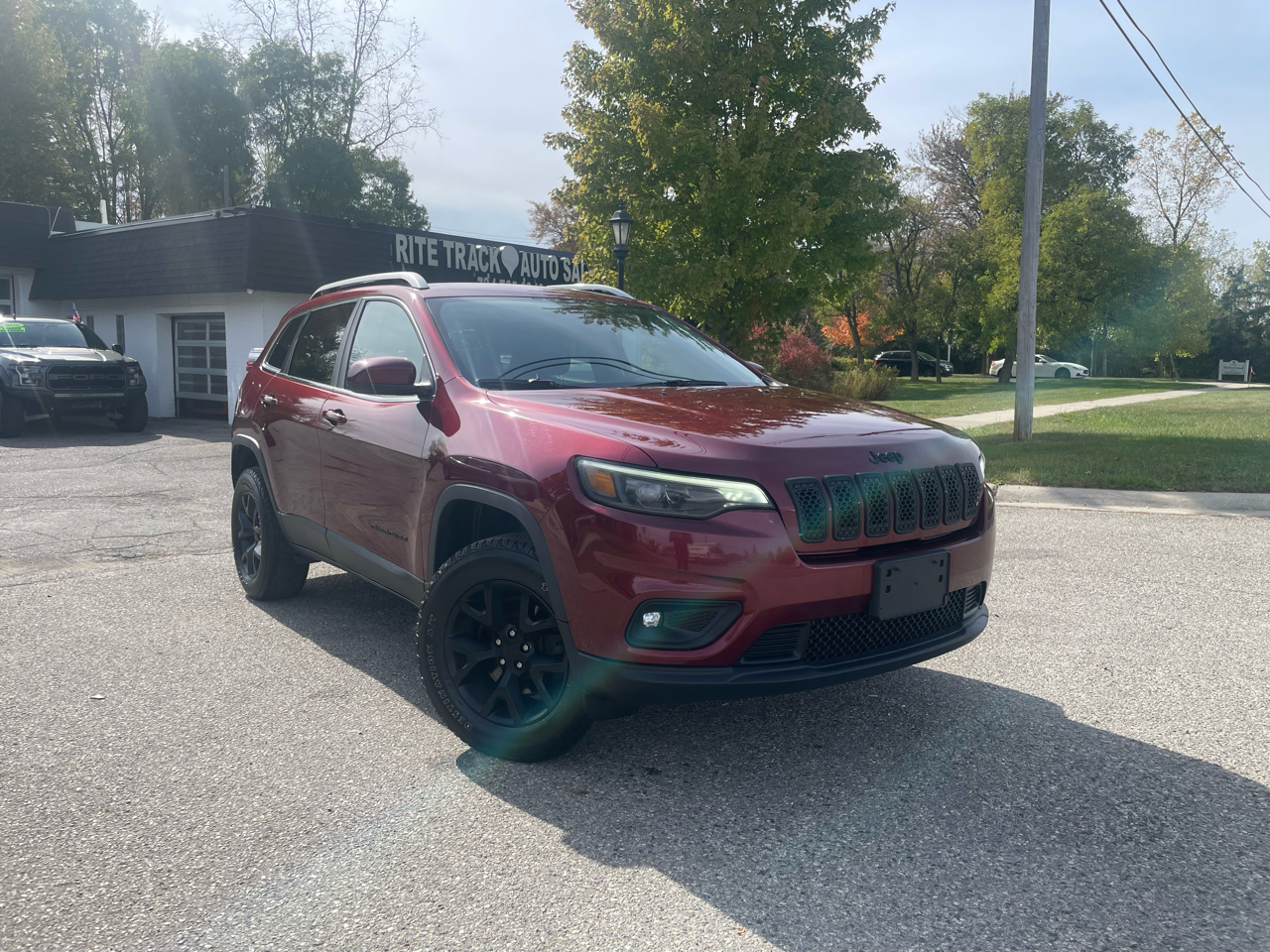 Jeep Cherokee Latitude 4WD 2019 Jeep Cherokee Latitude 4WD 2019