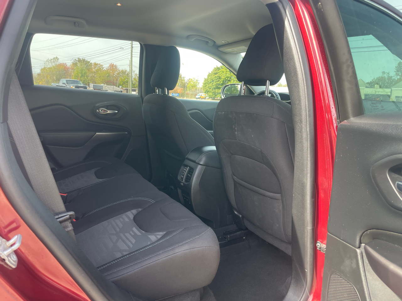 Jeep Cherokee Latitude 4WD 2019 Jeep Cherokee Latitude 4WD 2019