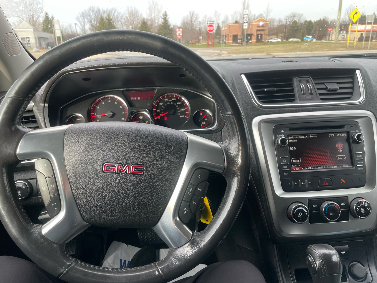 GMC Acadia SLE-1 AWD 2014