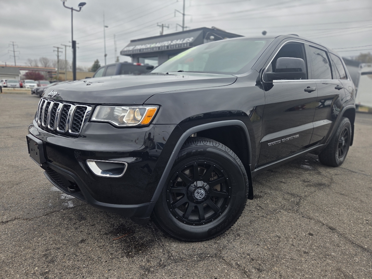 2019 Jeep Grand Cherokee Laredo 4WD