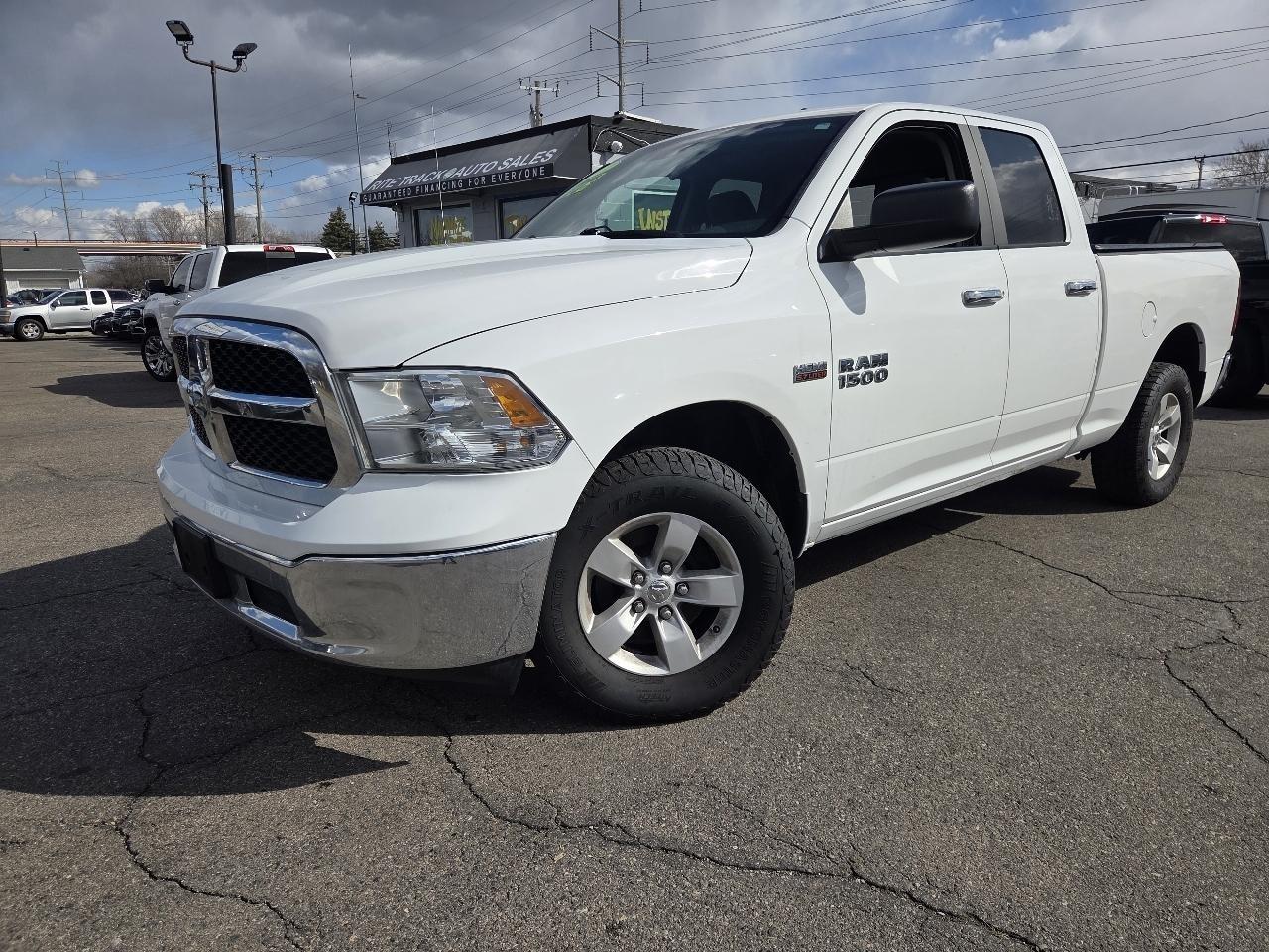 2017 RAM 1500 SLT Quad Cab 4WD