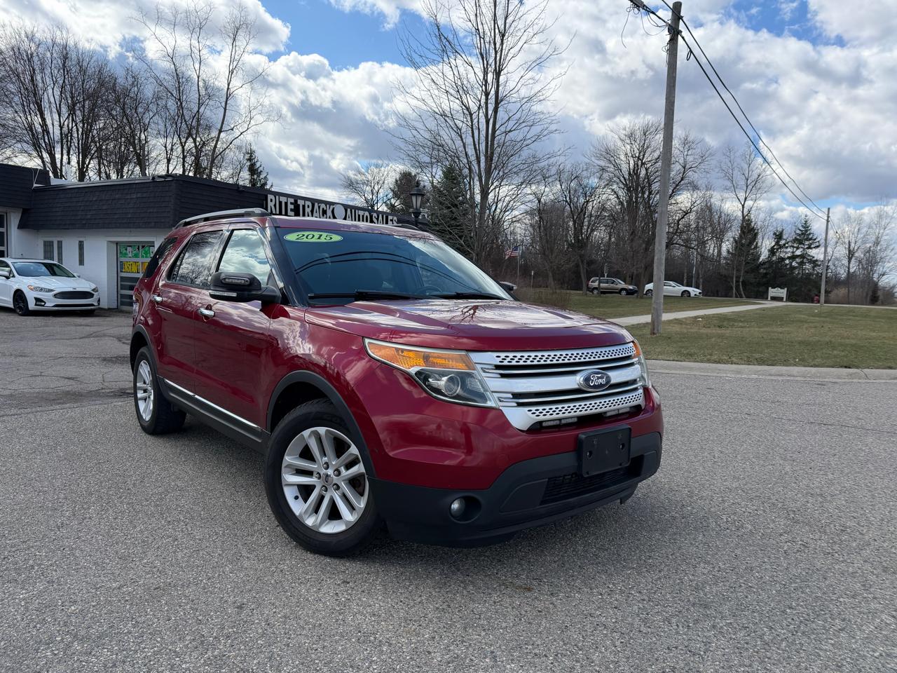 Ford Explorer 4WD 4dr V6 XLT 2015