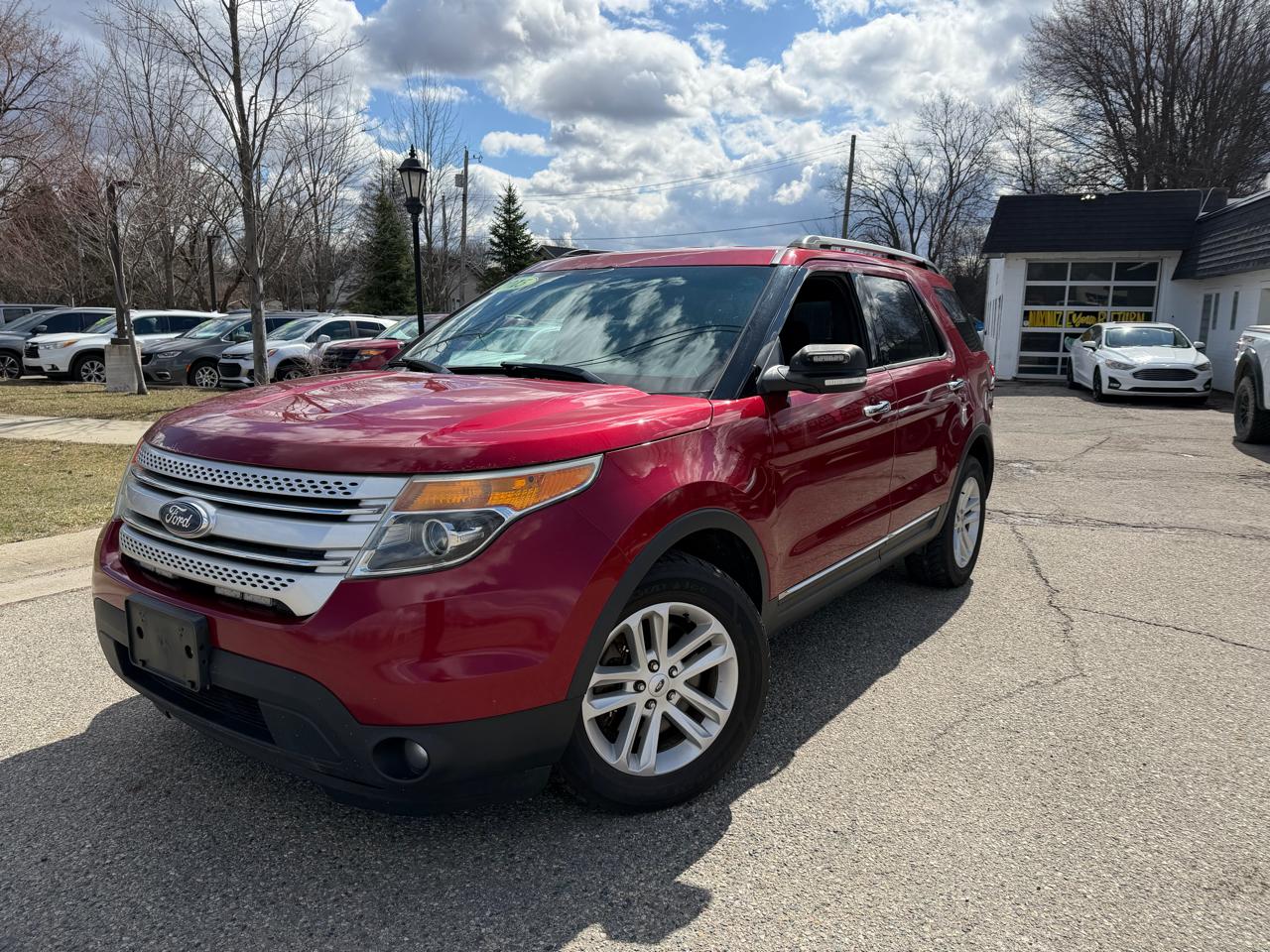 Ford Explorer 4WD 4dr V6 XLT 2015
