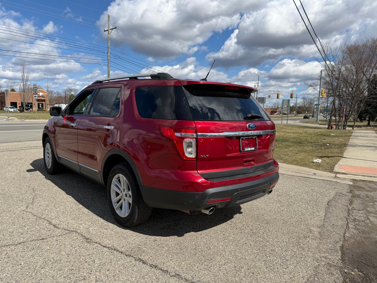 Ford Explorer 4WD 4dr V6 XLT 2015