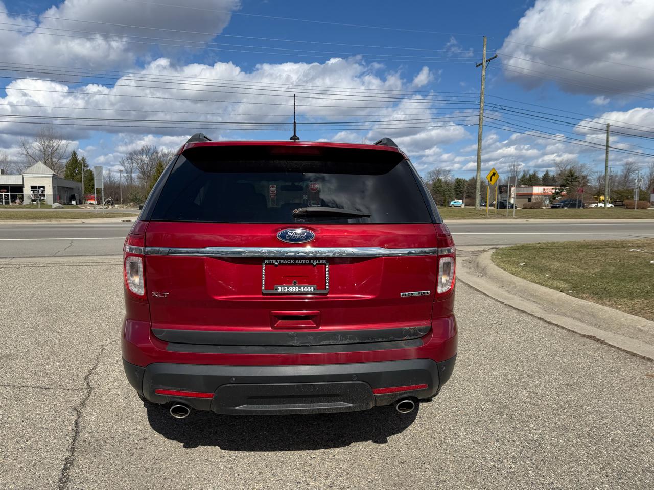 Ford Explorer 4WD 4dr V6 XLT 2015