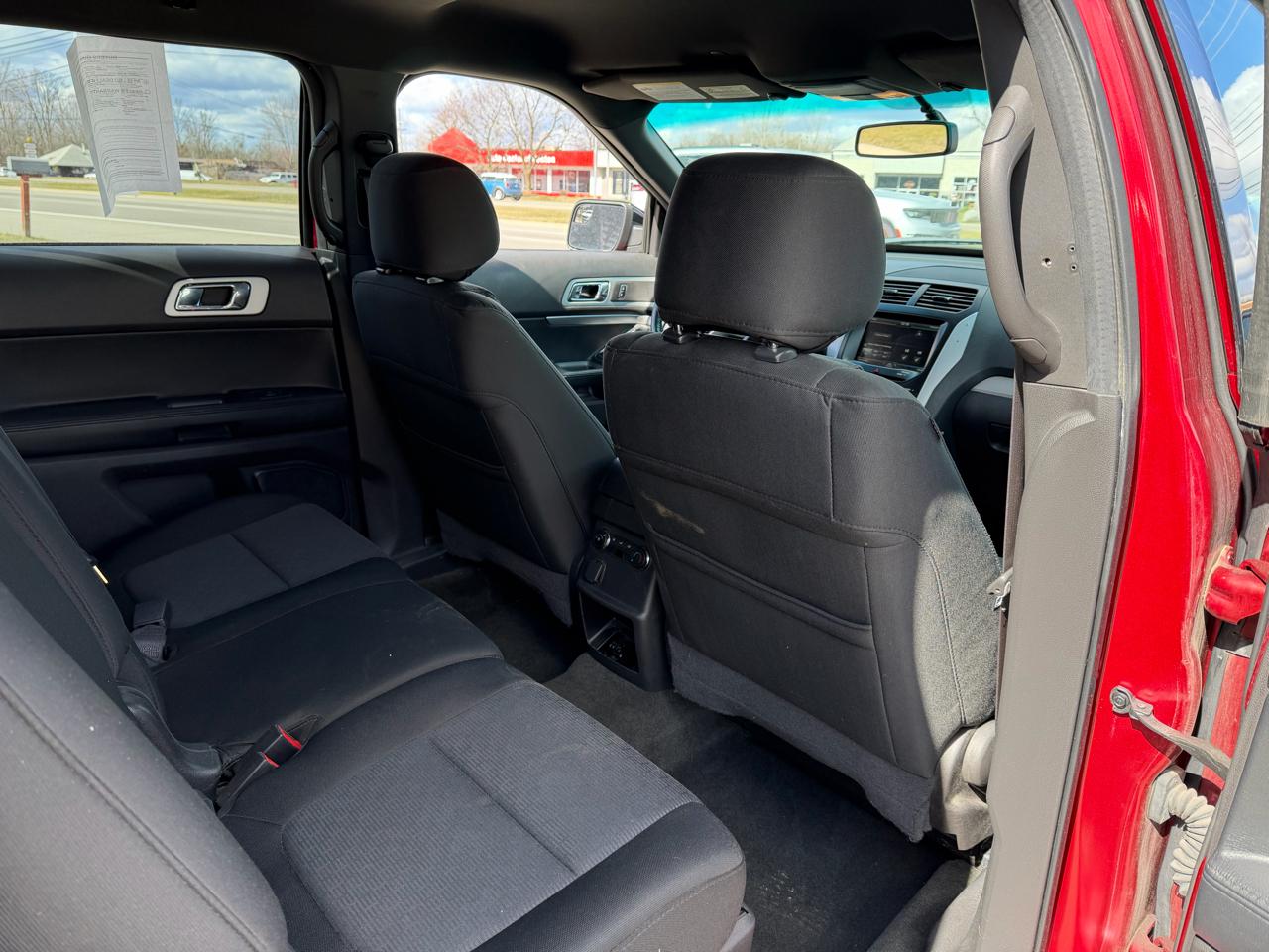 Ford Explorer 4WD 4dr V6 XLT 2015