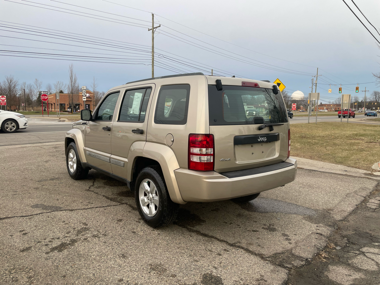 Jeep Liberty Sport 4WD 2010