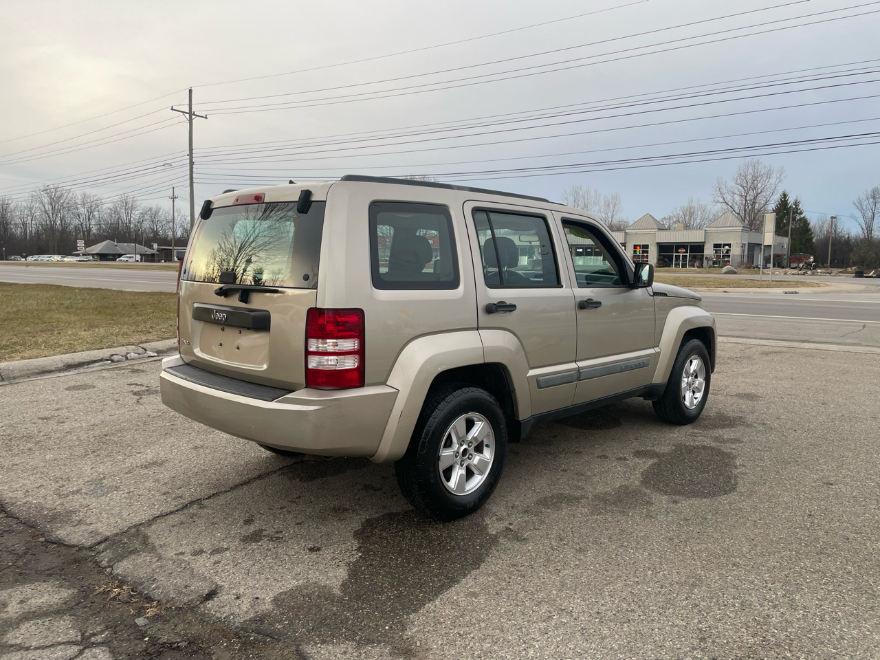 Jeep Liberty Sport 4WD 2010