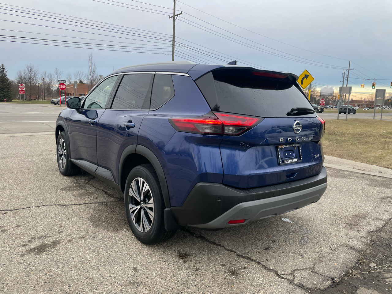 Nissan Rogue SV 2021
