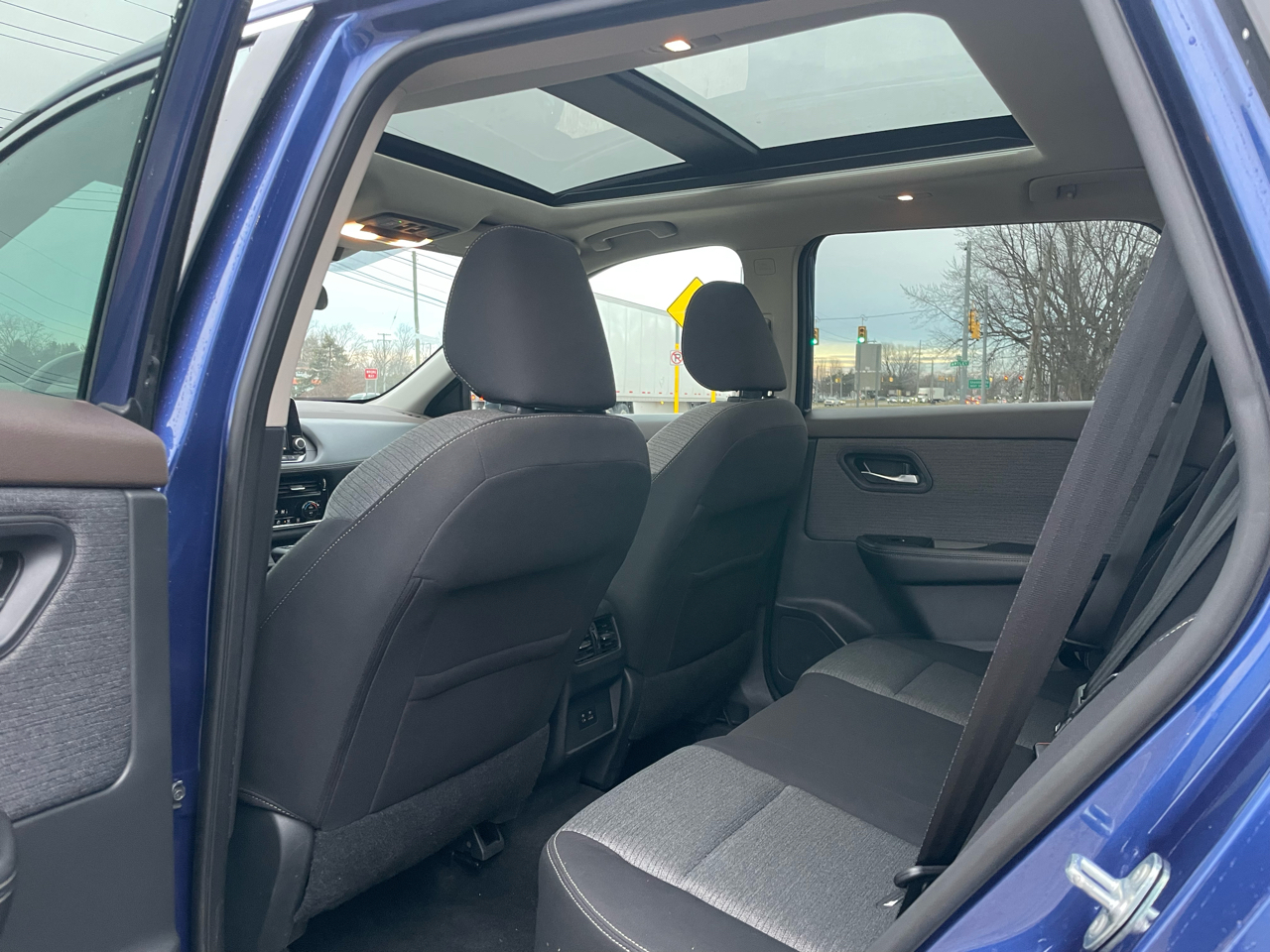 Nissan Rogue SV 2021