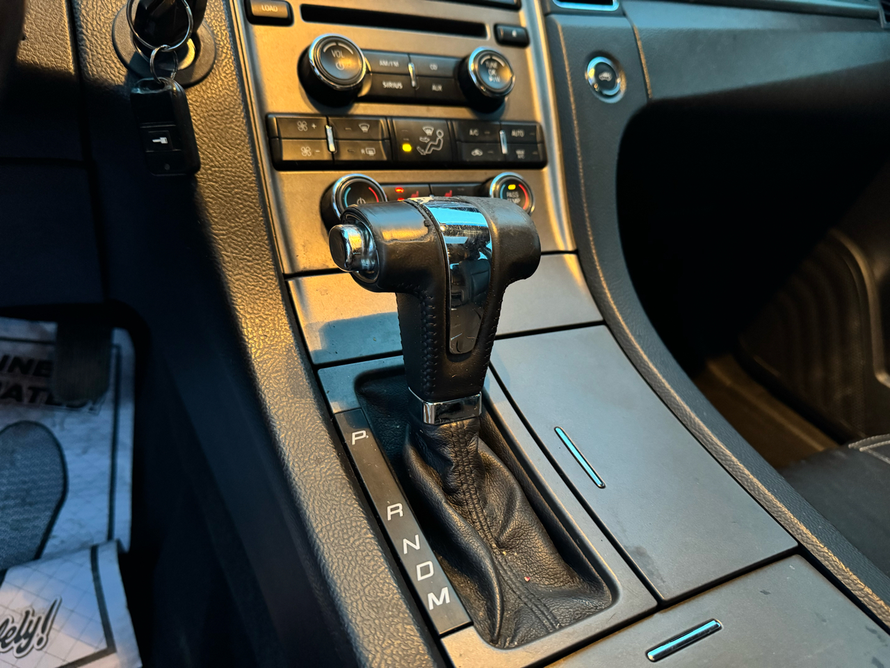 Ford Taurus SEL FWD 2011