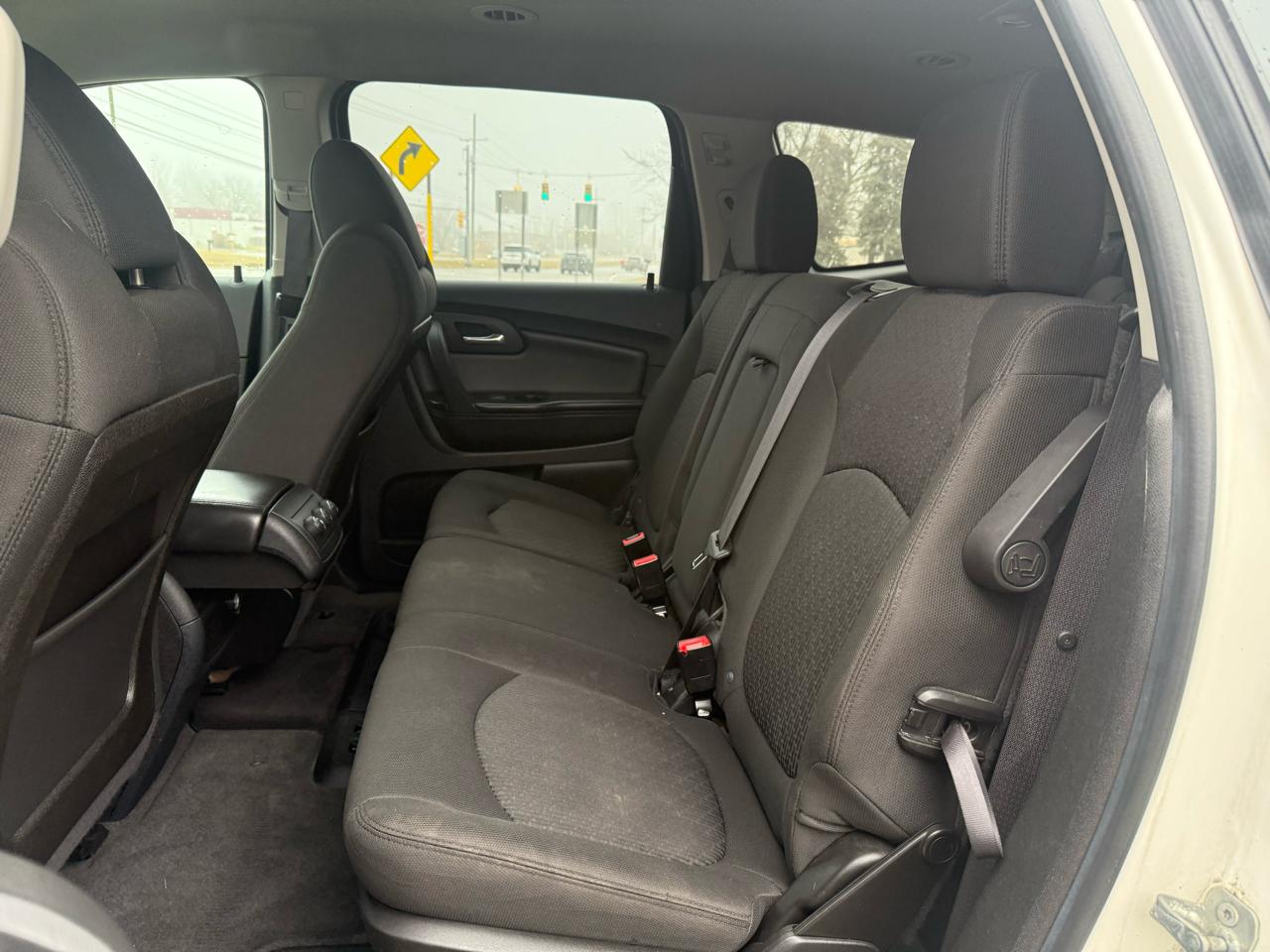 Chevrolet Traverse LT AWD 2011